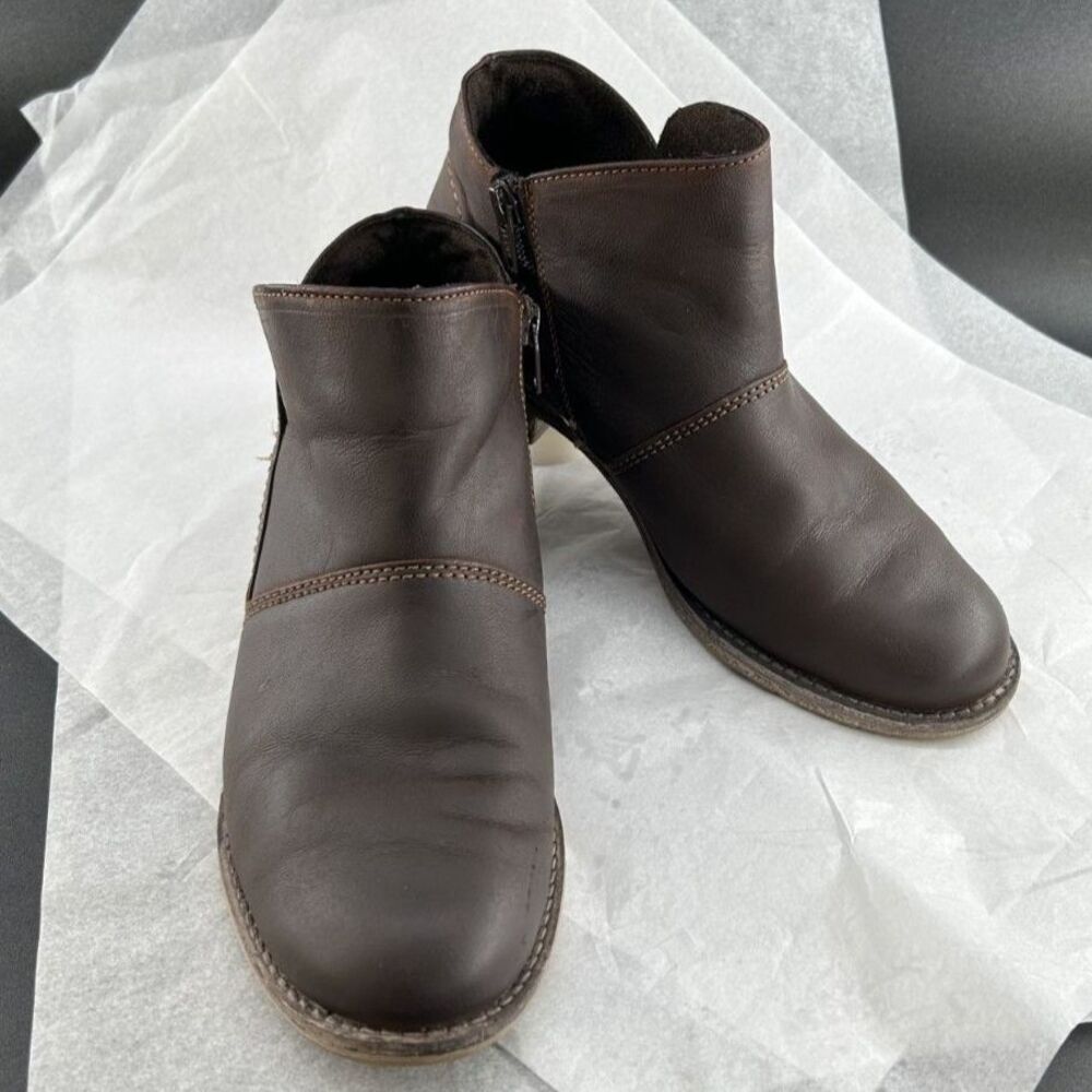 Josef Siebel, Wm's Sz 38 GER, 7.5 M US, Ankle Boots, Zip Closure, Gently Used